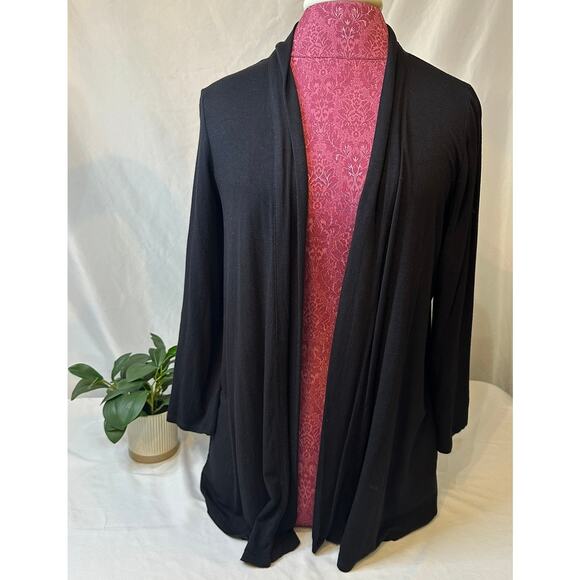 Nine West Black Solid Knit Cardigan Soft Everyday Wear Size Medium - Picture 1 of 5
